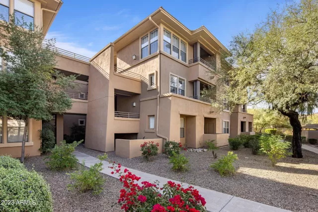 MLS: 6632645 Condo For Sale