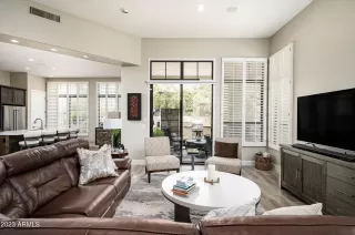 Photo #3: 6632718 Listing 