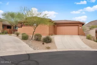 Photo #1: 6632878 Listing