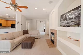 Photo #6: 6632878 Listing