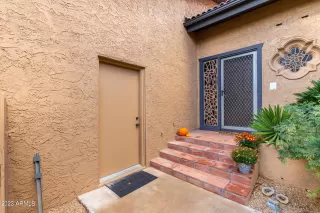 Photo #3: 6632985 Listing