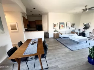 Photo #4: 6633348 Listing