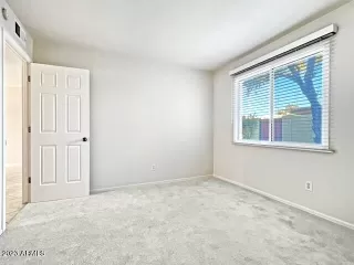 Photo #4: 6633576 Listing