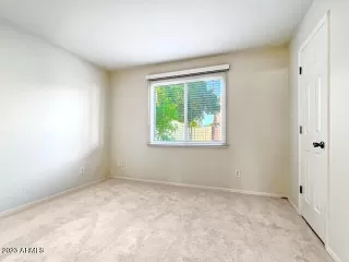 Photo #5: 6633576 Listing