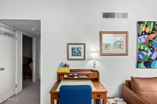 Photo #6: 6633724 Listing