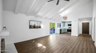 Photo #5: 6633757 Listing 