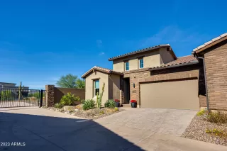 Photo #4: 6633953 Listing