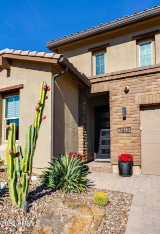 Photo #6: 6633953 Listing