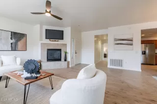 Photo #4: 6634160 Listing 