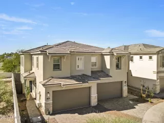 Photo #2: 6634223 Listing