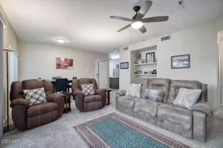 Photo #2: 6634225 Listing