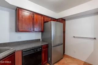 Photo #3: 6634390 Listing 