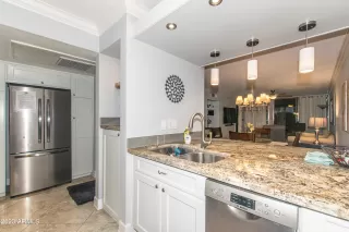 Photo #2: 6634449 Listing 