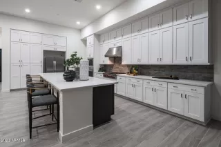 Photo #2: 6634562 Listing 