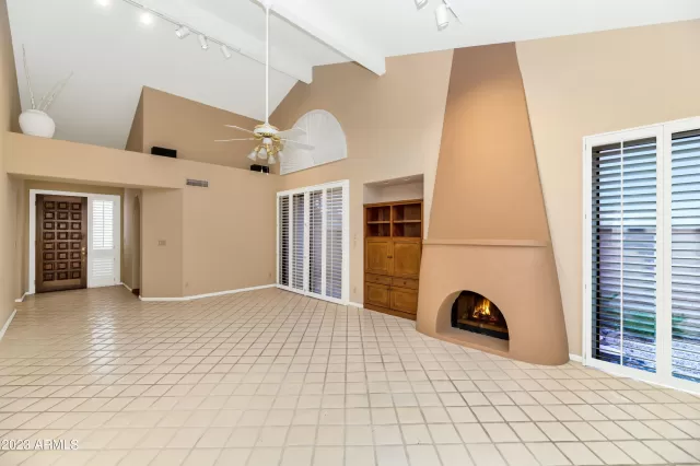 MLS: 6634746 Condo For Sale