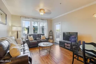 Photo #2: 6634768 Listing