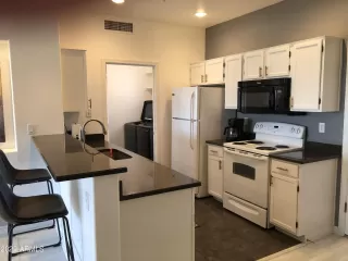 Photo #2: 6634810 Listing