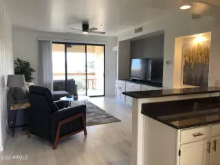 Photo #5: 6634810 Listing