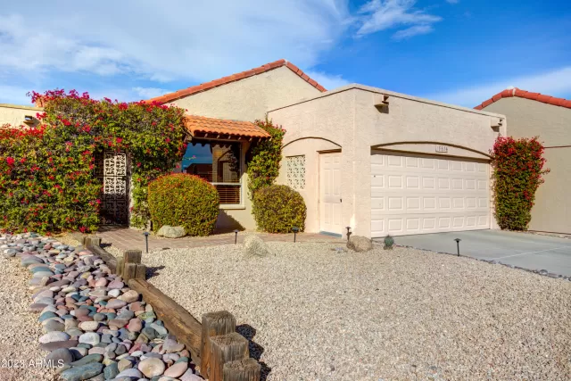 MLS: 6634820 Condo For Sale