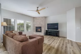 Photo #2: 6634870 Listing