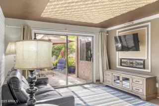 Photo #3: 6634954 Listing