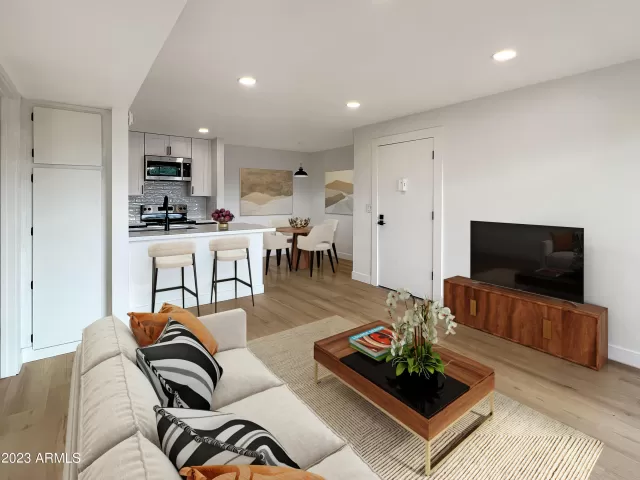 MLS: 6635149 Condo For Sale