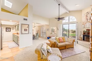 Photo #1: 6635231 Listing