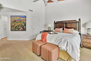 Photo #4: 6635261 Listing