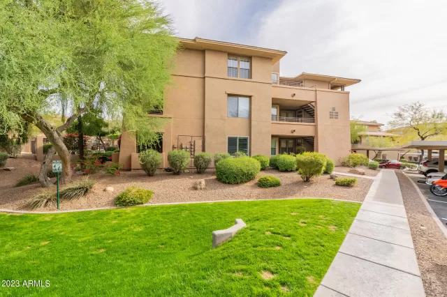 MLS: 6635280 Condo For Sale