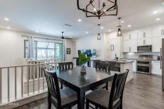 Photo #4: 6635519 Listing