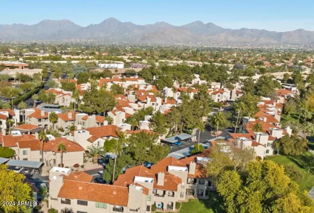MLS: 6635529 Condo For Sale