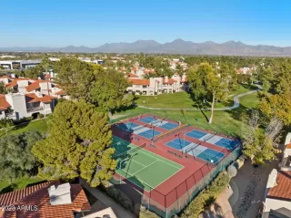 Photo #2: 6635529 Listing 
