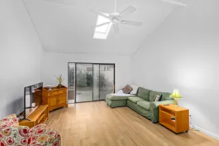 Photo #2: 6635670 Listing 