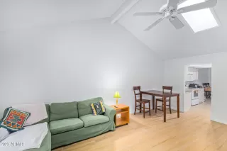 Photo #4: 6635670 Listing 