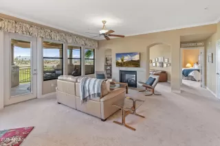 Photo #2: 6635724 Listing