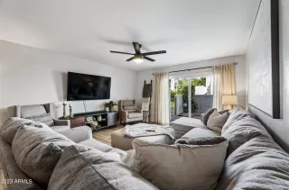 Photo #2: 6636260 Listing