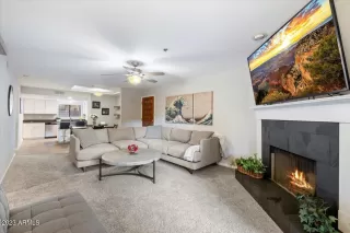 Photo #4: 6636287 Listing