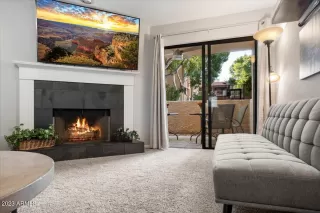 Photo #6: 6636287 Listing