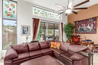 Photo #2: 6636332 Listing 
