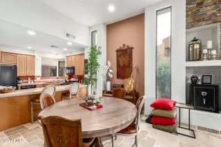 Photo #6: 6636332 Listing 