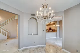 Photo #3: 6636355 Listing