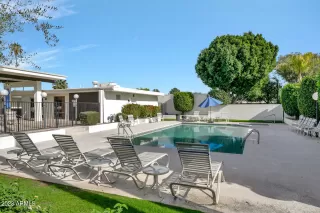 Photo #5: 6636521 Listing