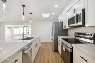 Photo #2: 6636523 Listing