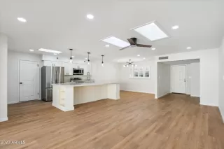 Photo #6: 6636523 Listing