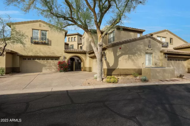 MLS: 6636543 Condo For Sale