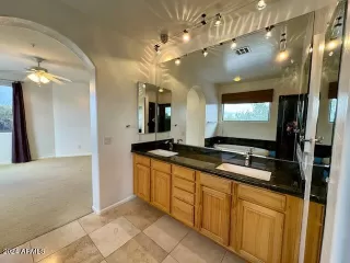 Photo #4: 6636543 Listing