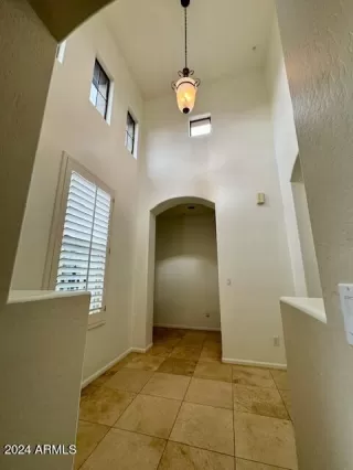 Photo #6: 6636543 Listing