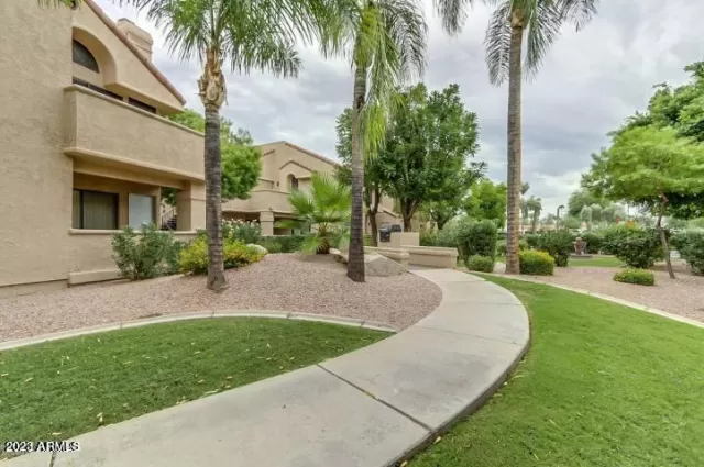 MLS: 6637130 Condo For Sale