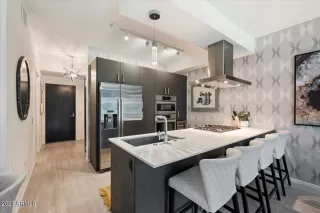 Photo #3: 6637571 Listing 