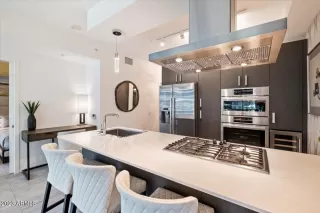 Photo #4: 6637571 Listing 